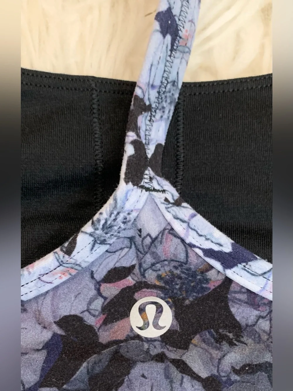 Lululemon Flow Y Bra Nulu Nightfall Blossom Blue Purple Size 6